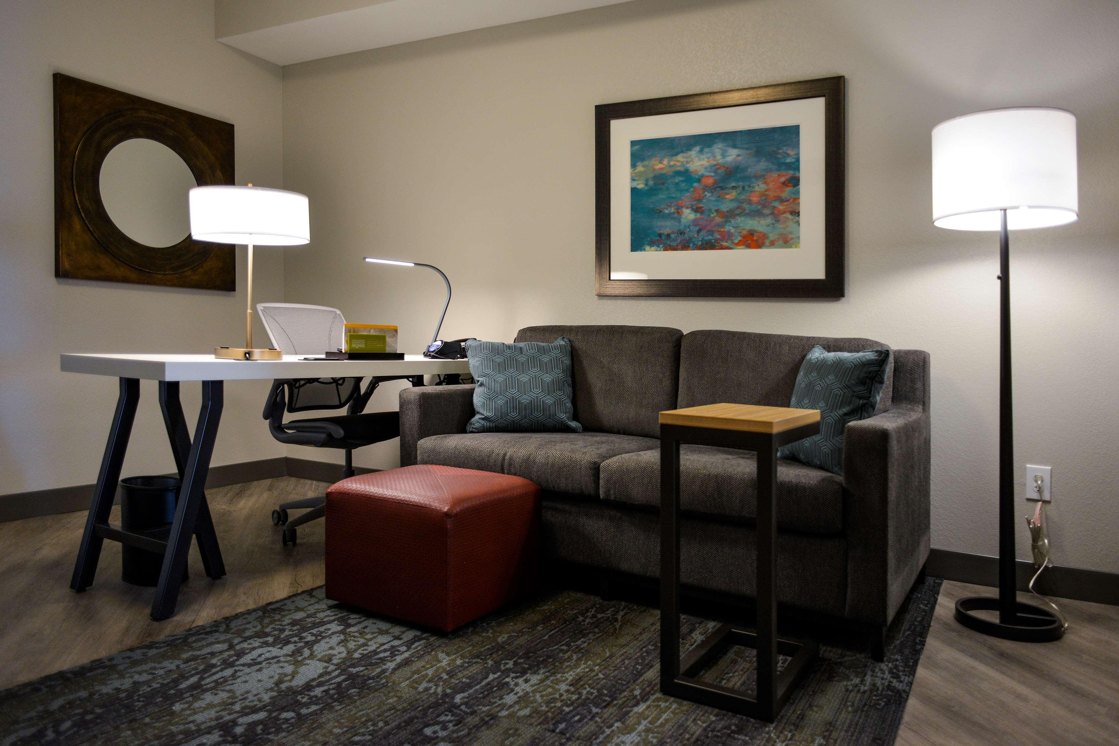 Hilton Garden Inn Louisville Mall Of St. Matthews Eksteriør bilde