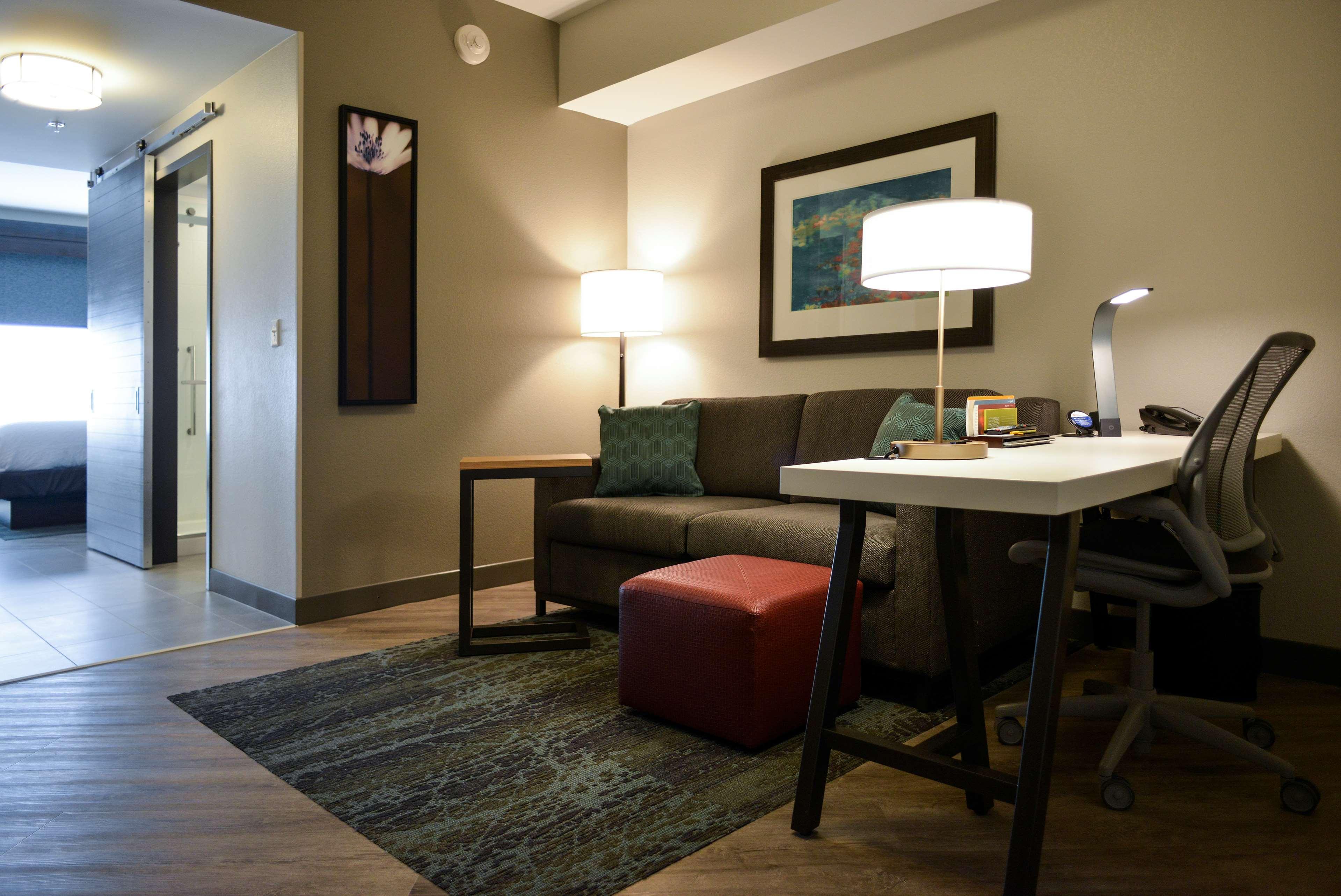 Hilton Garden Inn Louisville Mall Of St. Matthews Eksteriør bilde